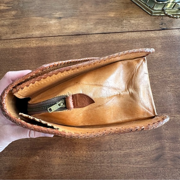 Vintage tooled leather clutch Mexican Mexico brown western boho purse - Picture 9 of 16